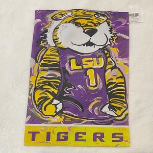 🆕 Evergreen Louisiana State University LSU Tigers Team Flag 18" x 12.5"